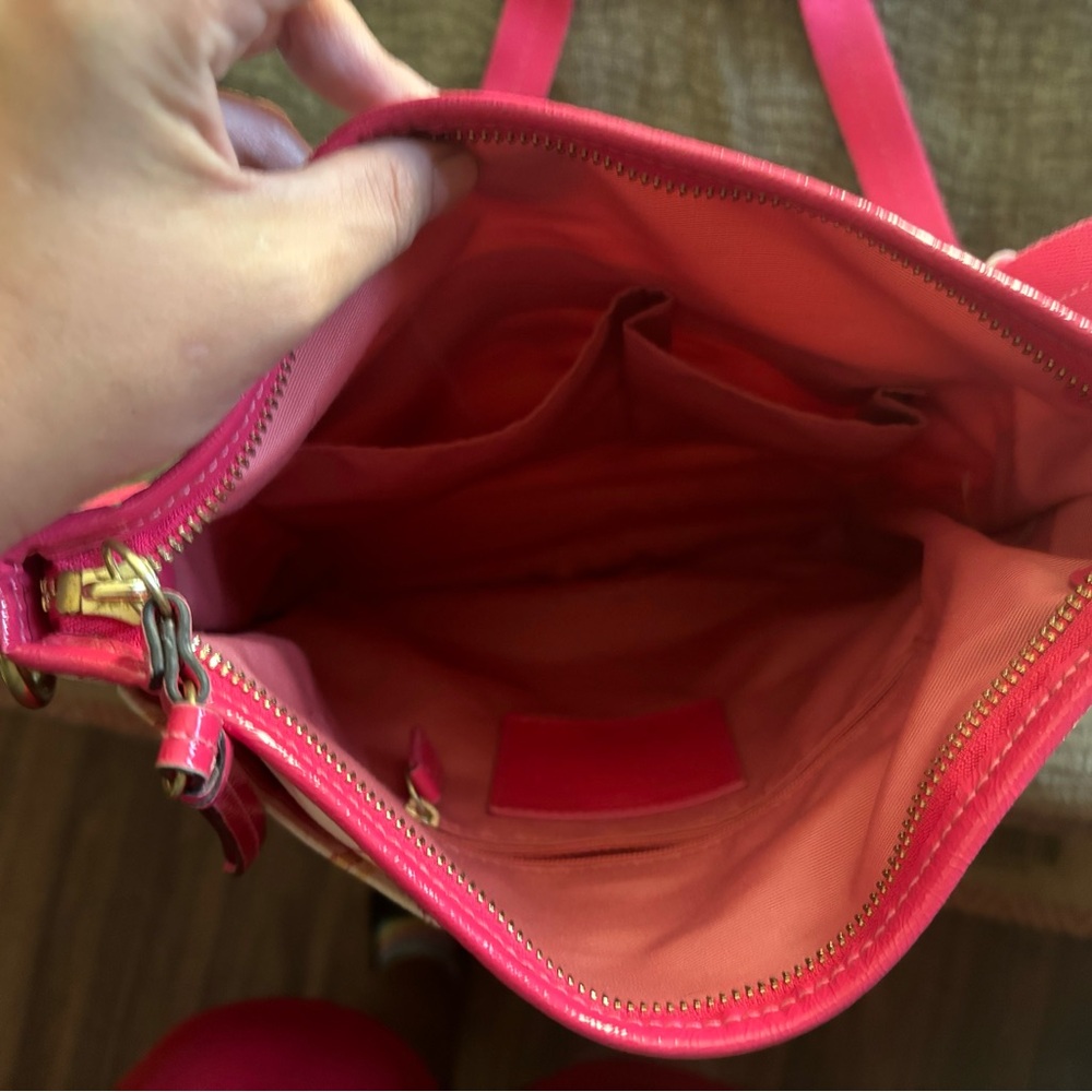 Coach Purse - Picture 4 of 4